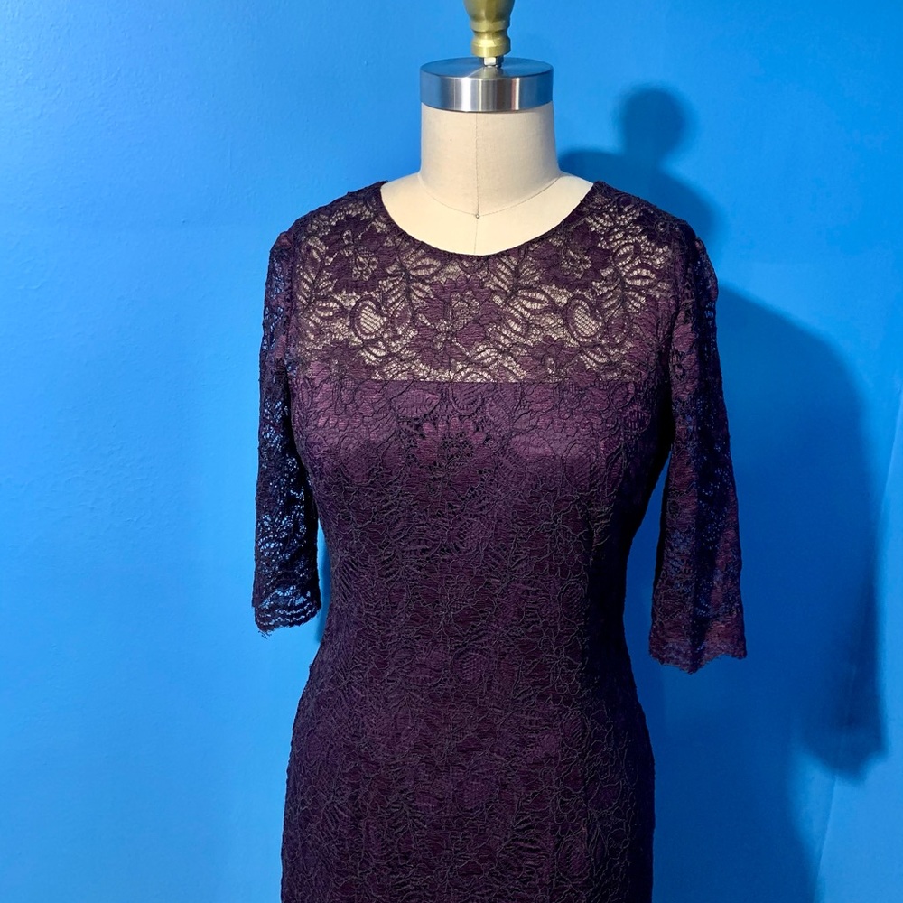 Monique Lhuillier dress.